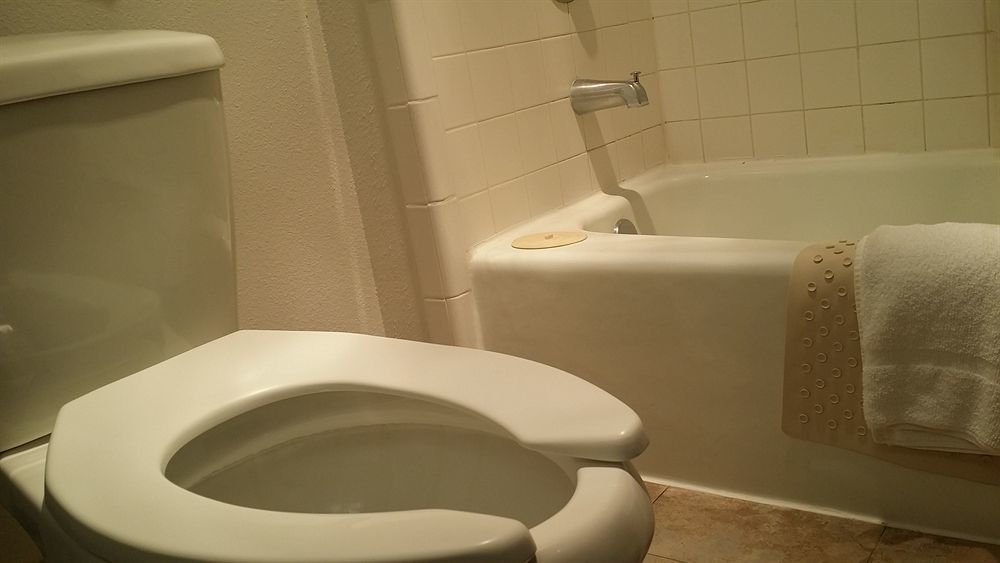 Guest House Inn Medical District Near Texas Tech Univ 러벅 외부 사진