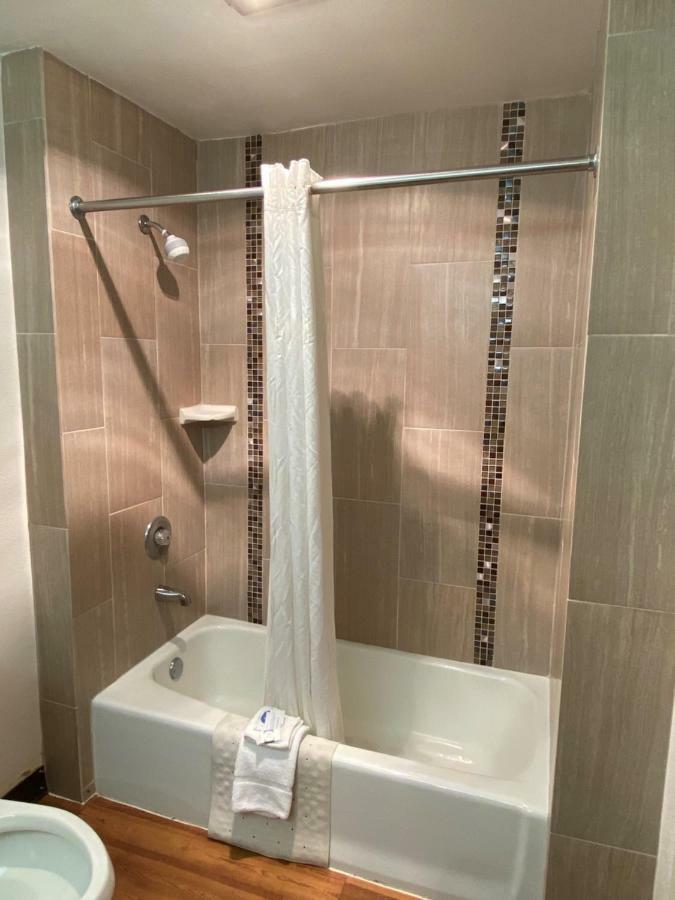 Guest House Inn Medical District Near Texas Tech Univ 러벅 외부 사진